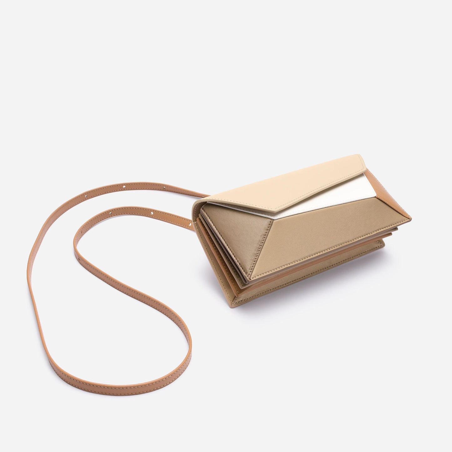 Naomi Long Purse - Milky