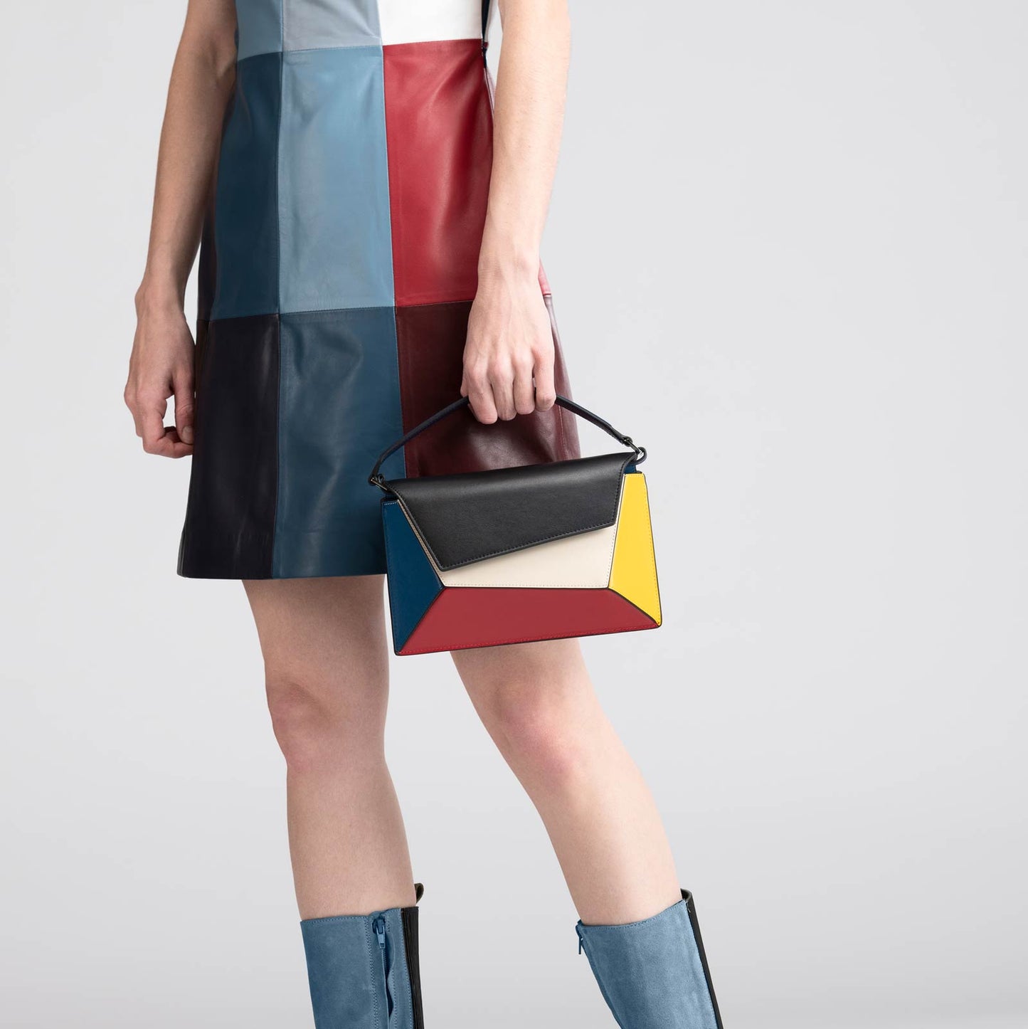 Naomi - Mondrian